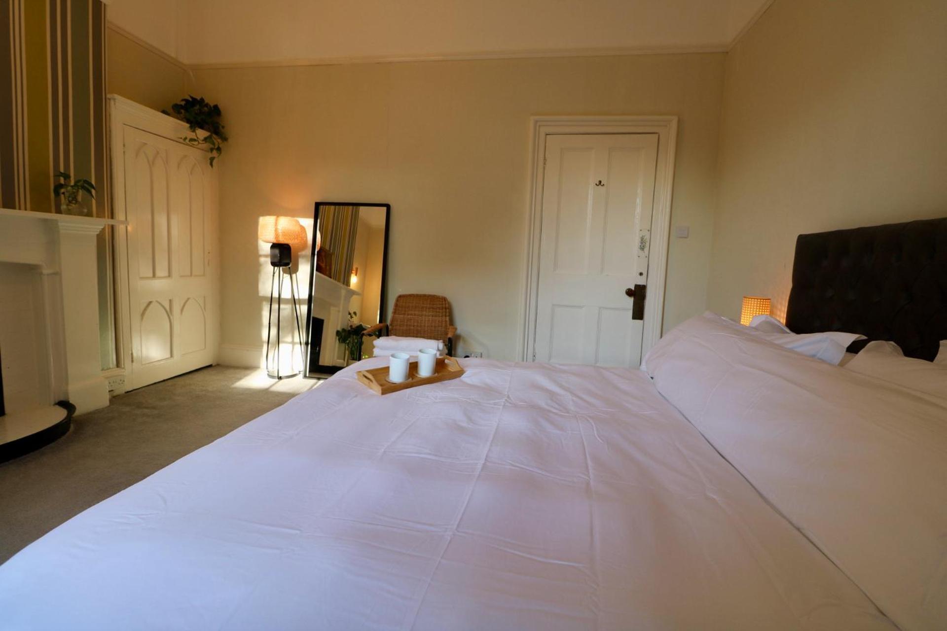 Mossley Hill Retreat Guest house *