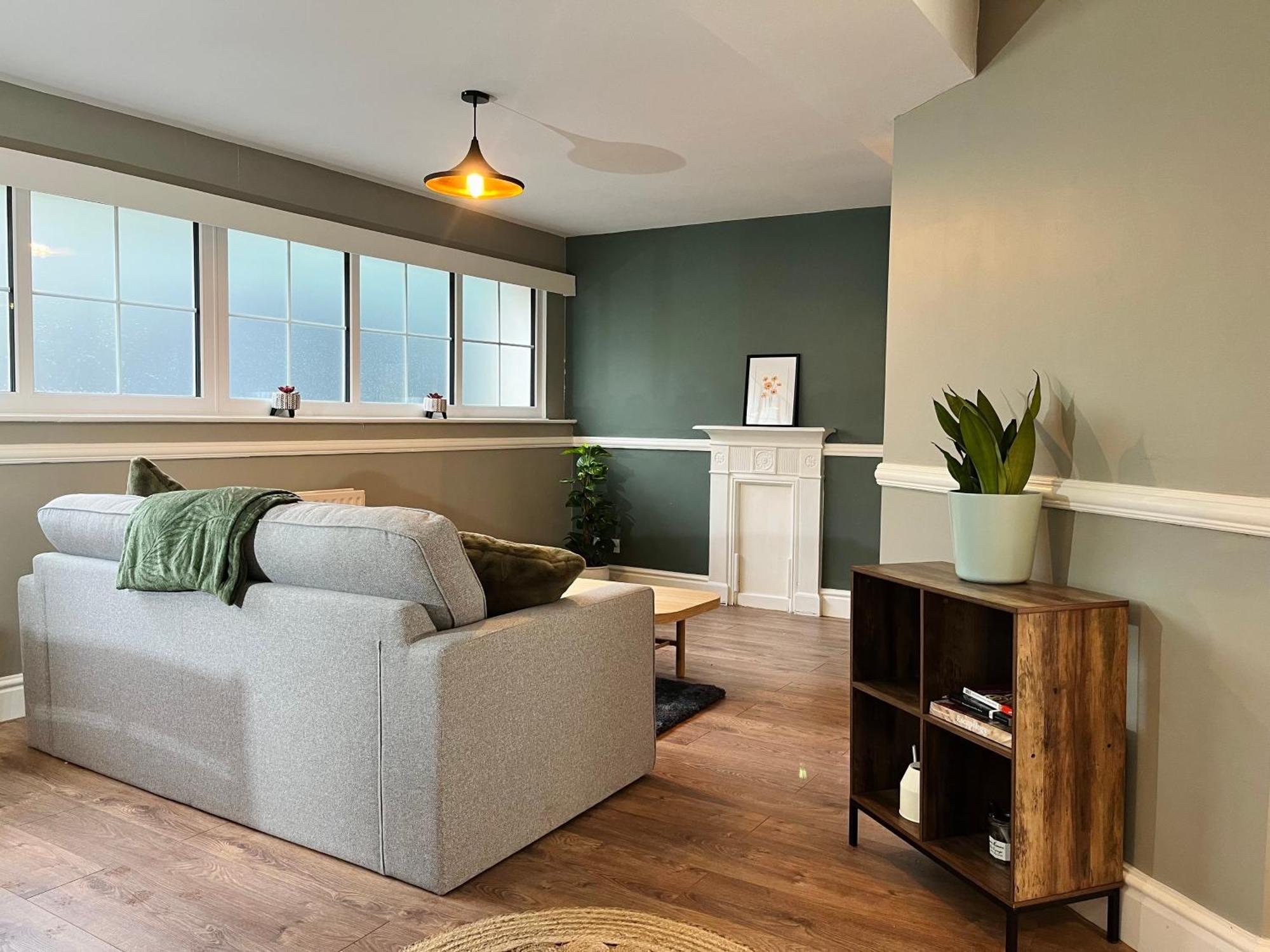 Mossley Hill Retreat Guest house