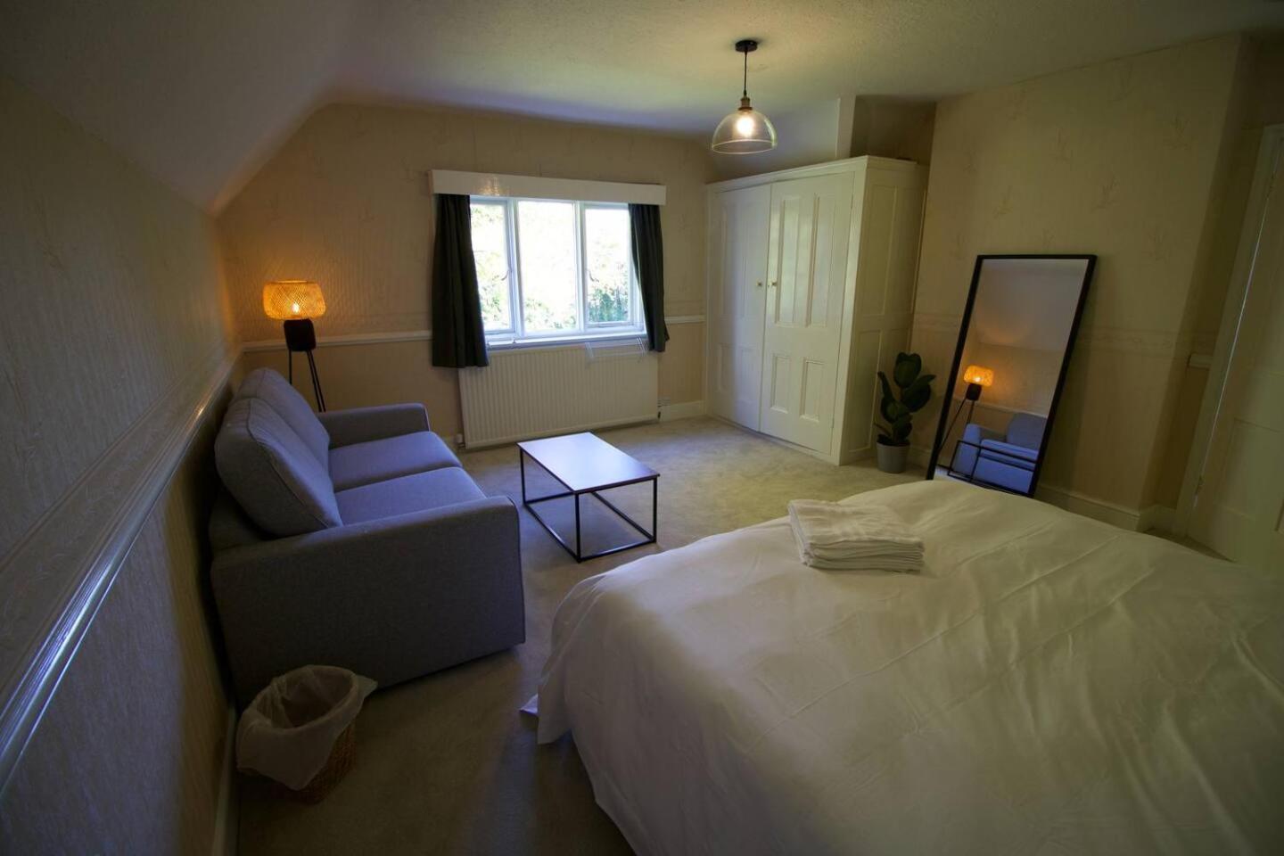 Mossley Hill Retreat