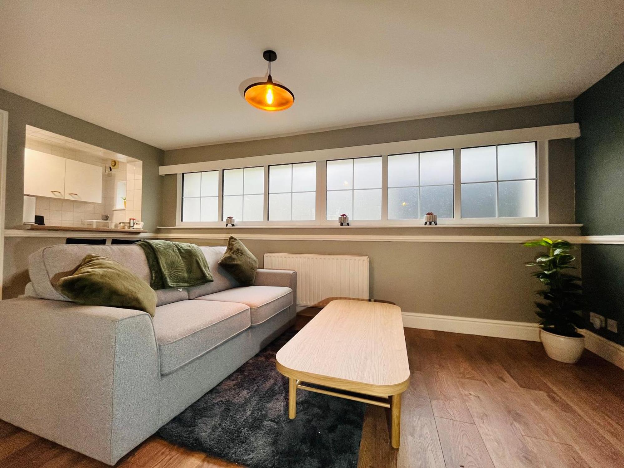 Guest house Mossley Hill Retreat *